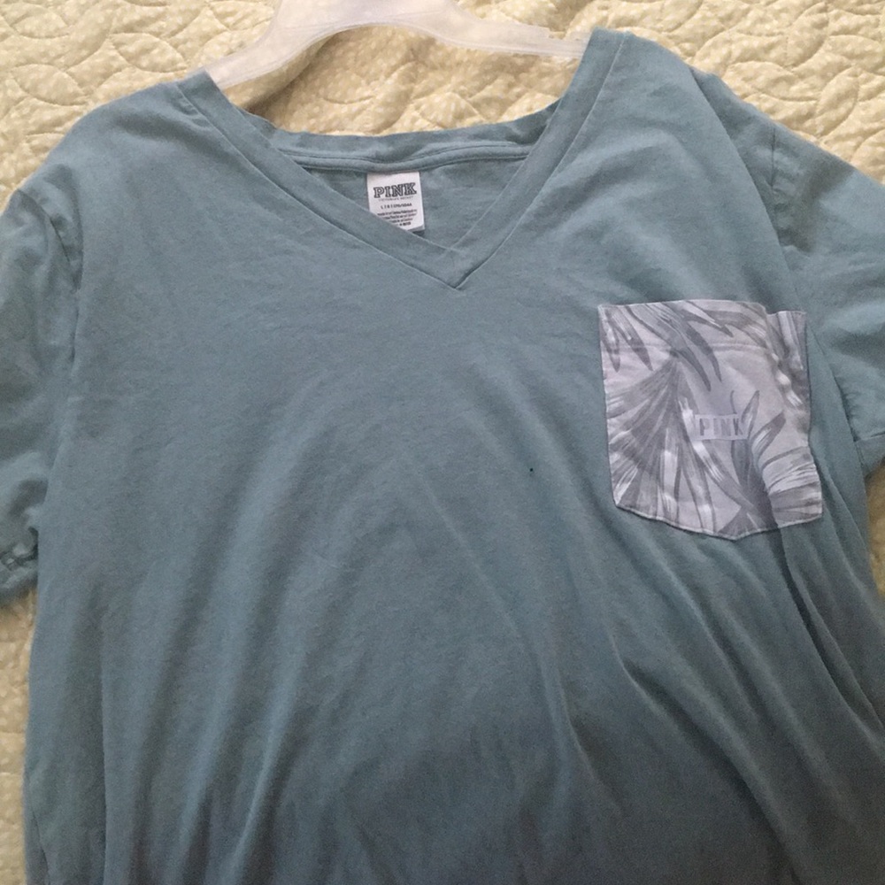 Pink tee shirt